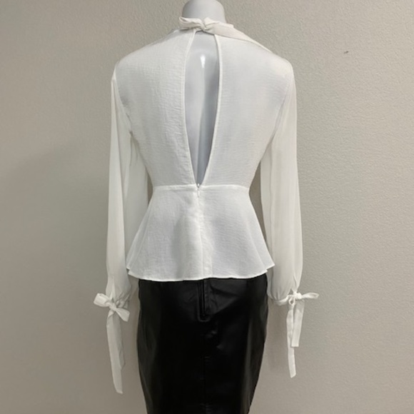 Topshop Tops - TopShop Low Back White Shirt Size 6